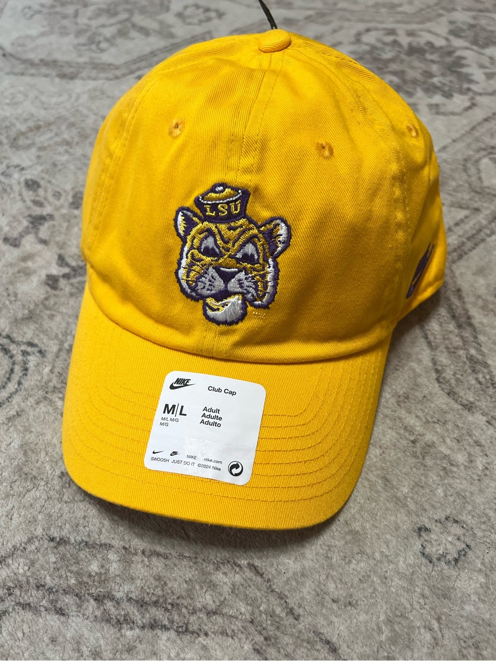 Unisex Nike LSU Tigers Gold Legacy Club Cap